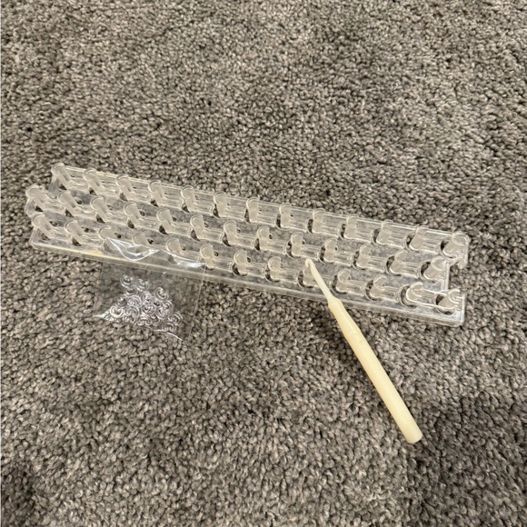 Rubber Band Bracelet Maker - Picture 1 of 4